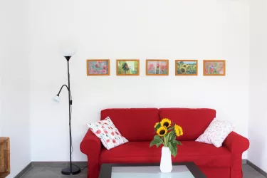 Sofa (© Ferienwohnung am Rebmeer)