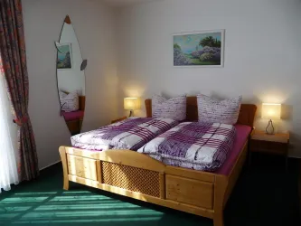 Schlafzimmer, Bild 1 (© Rudolf, Berger)