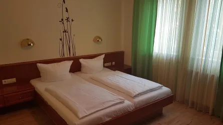 Suite (5)