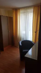 EZ