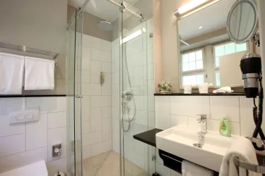 Ansicht Badezimmer (© Jugendstilhotel Trifels, Iversen)