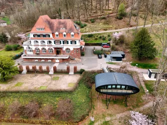 Hausansicht mit Oval Office- (© Jugendstilhotel, Fotograph Iversen)