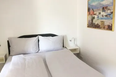 Schlafzimmer-untenrechts (© Jugendstilhotel Trifels)