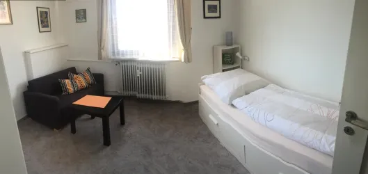 2.SZ, Bett ausziehbar