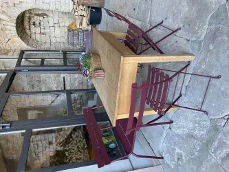 Geschützter Sitzplatz im Winzerhof