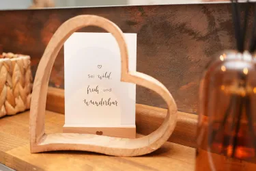 „sei wild, frei und wunderbar“.