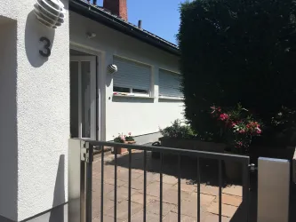 Am Waldrand 3, Blick aufs Haus