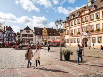 Spaziergang durch die Altstadt von Neustadt