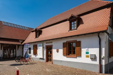 Südliche_Weinstrasse_RS13242_POI_Bornheim_Storchen