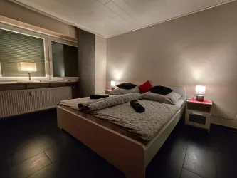 Schlafzimmer Rechts