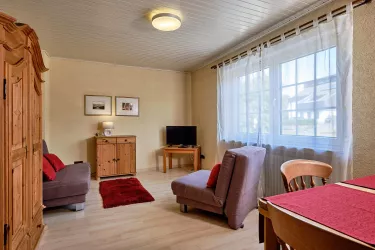 180504-113446-XT2A4025-1-zimmer--2400