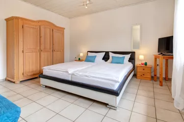 Schlafzimmer 3