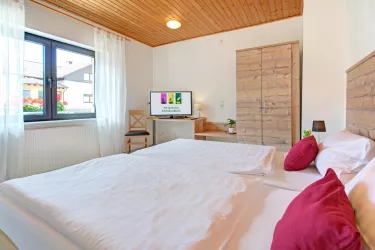 Schlafzimmer 2