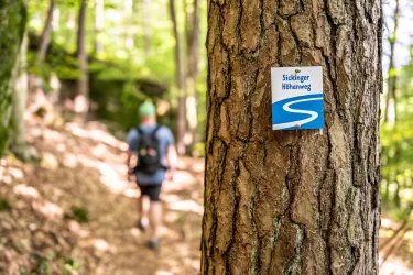 Wegemarkierung am Sickinger Höhenweg