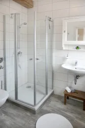 Dusche (© Ferienwohnungen PfalzGlück, Mertz)