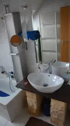 Badezimmer 2 (© Claudia Noll)