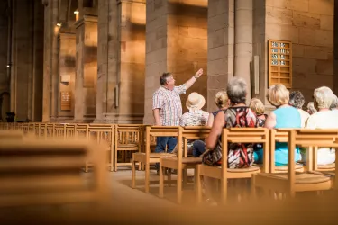 Gästeführung in der Abteikirche Otterberg