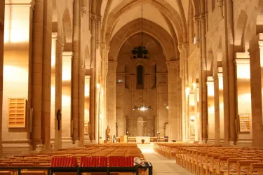 Abteikirche innen (© Tourist-Information Otterbach-Otterberg)