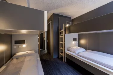 4-Bett-Zimmer