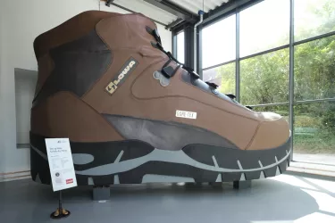 Größter Schuh der Welt (© Christoph Riemeyer)