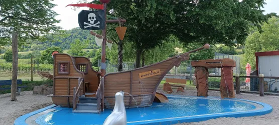 Freibad "Oase im Paradiesgarten" 3