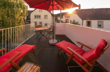 Dachterrasse über dem Hof (© GG Kübler + Kübler GbR)