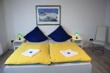Gemütliches Schlafzimmer 1