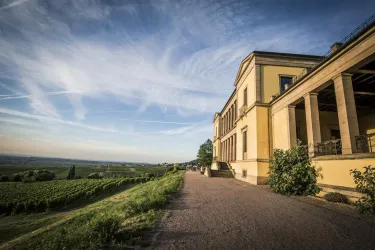 Außenansicht Schloss Villa Ludwigshöhe (© Verein SÜW Edenkoben, T. Kujat)