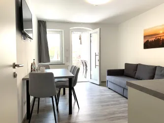 Wohnbereich Appartement m. Terrasse (© Vinotel Weinstrasse)