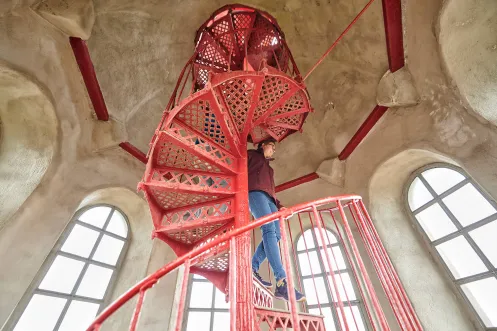 Rote Wendeltreppe im Ludwigsturm