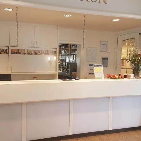 Rezeption (© Hotel Kurparkblick)