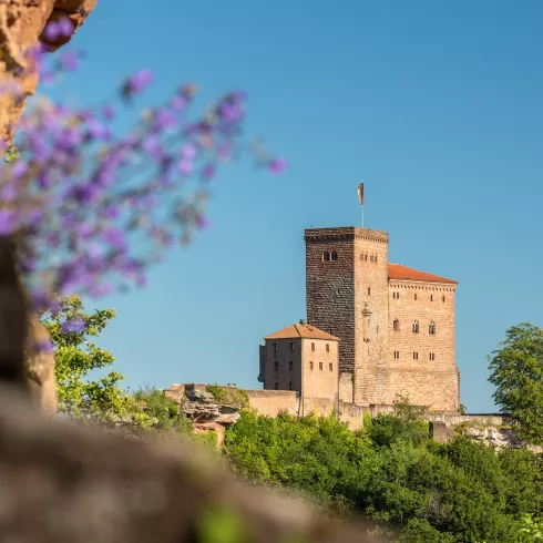 Trifels (© Archiv Verein SÜW Annweiler; Dominik Ketz) Trifels (© Archiv Verein SÜW Annweiler; Dominik Ketz)