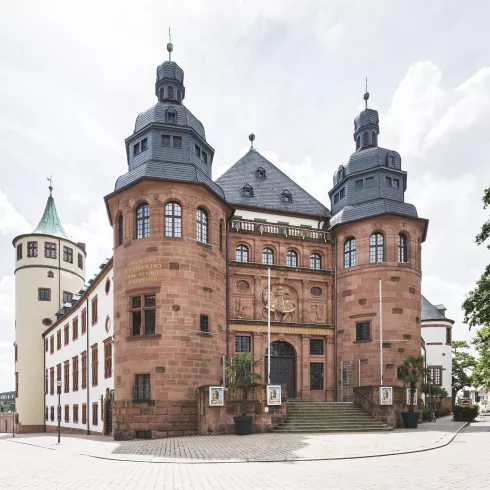 Historisches Museum Haupteingang (© Carolin Breckle)