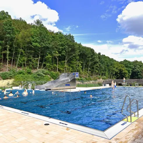 Warmfreibad Rüllberg.
