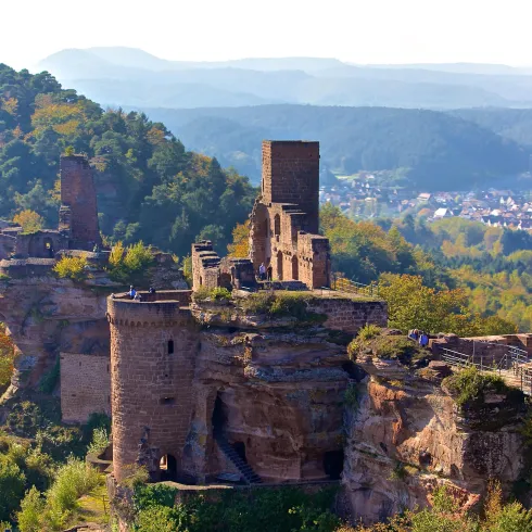 Burgenmssiv Alt-Dahn